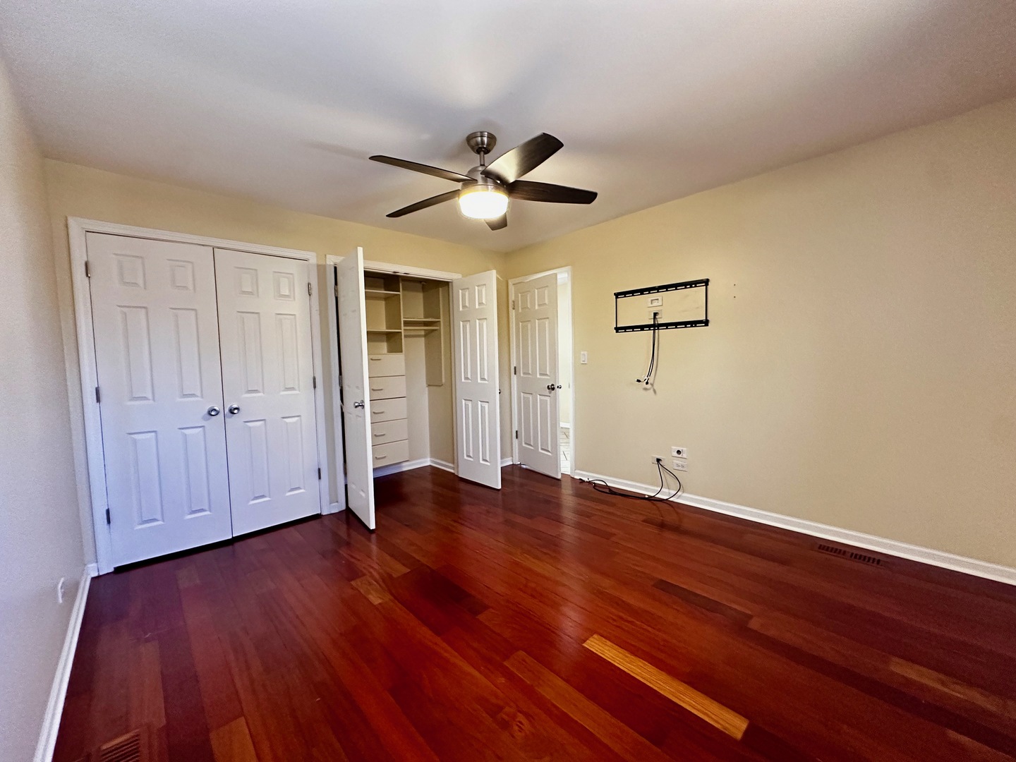 1325 Scoville Avenue, Berwyn, IL 60402