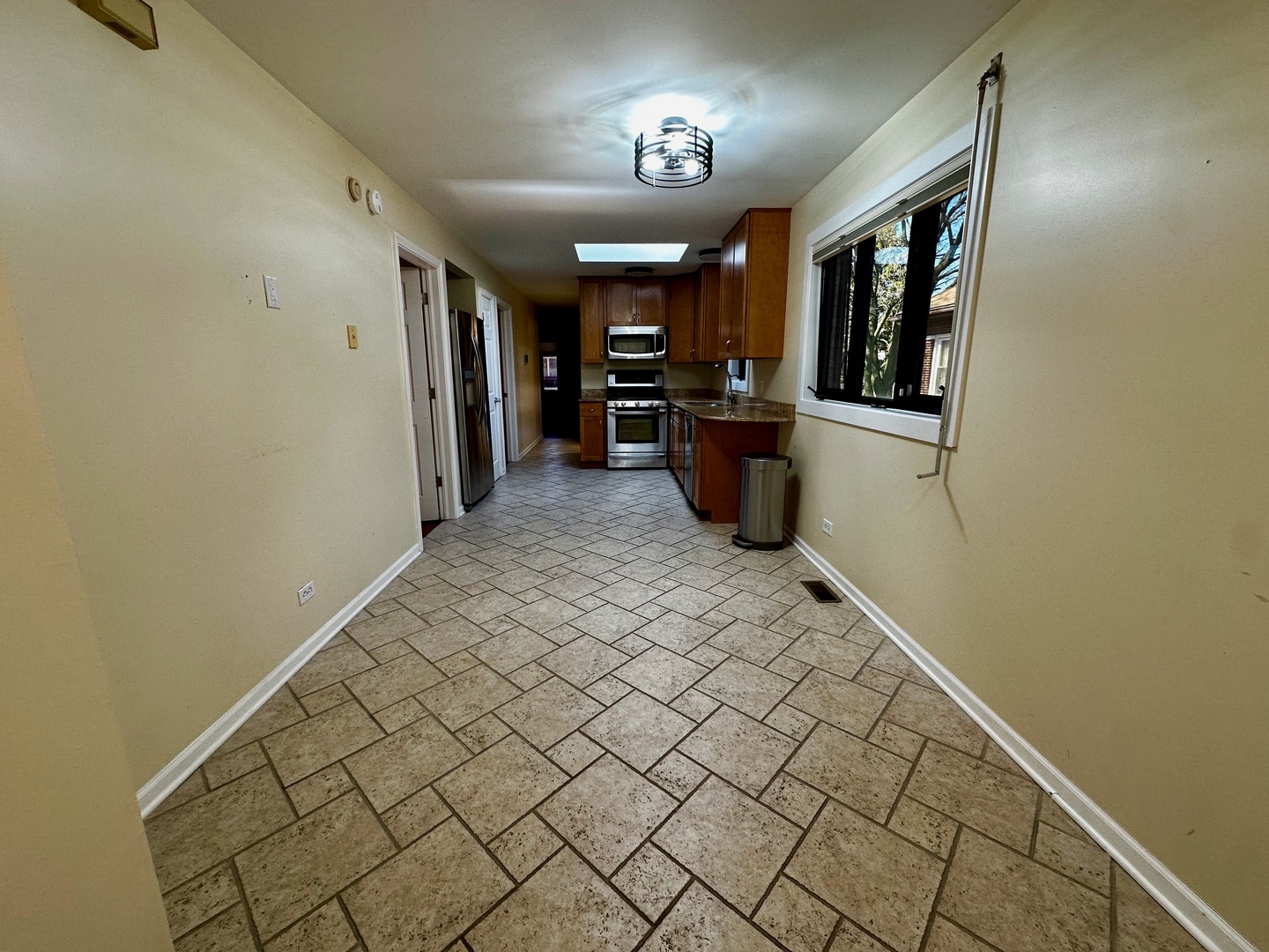 1325 Scoville Avenue, Berwyn, IL 60402