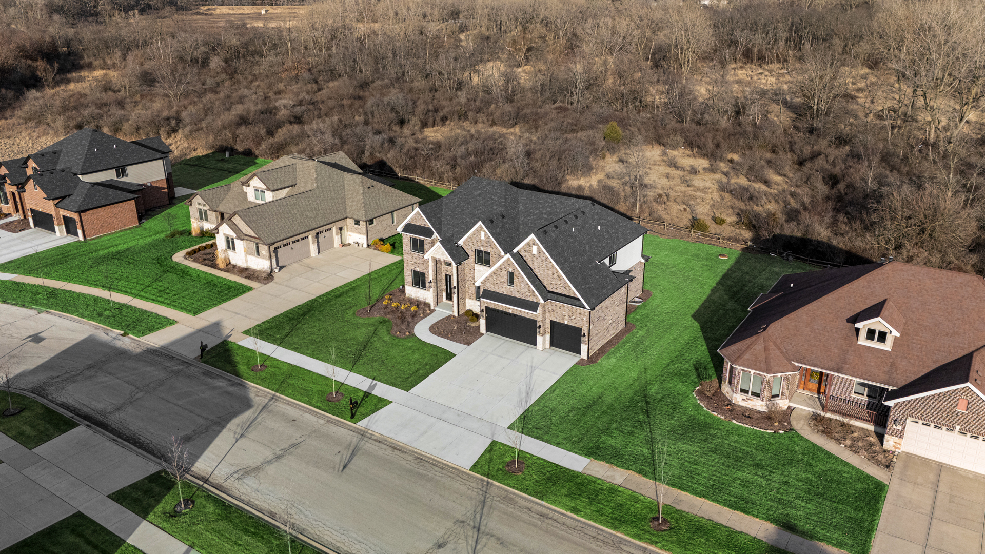 7831 NORTHWOODS Drive, Frankfort, IL 60423