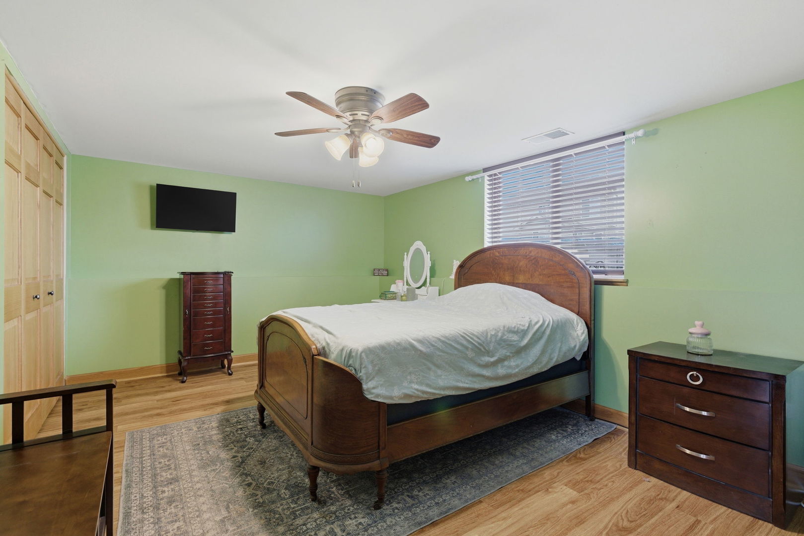 1104 Weinberger Circle, Joliet, IL 60431