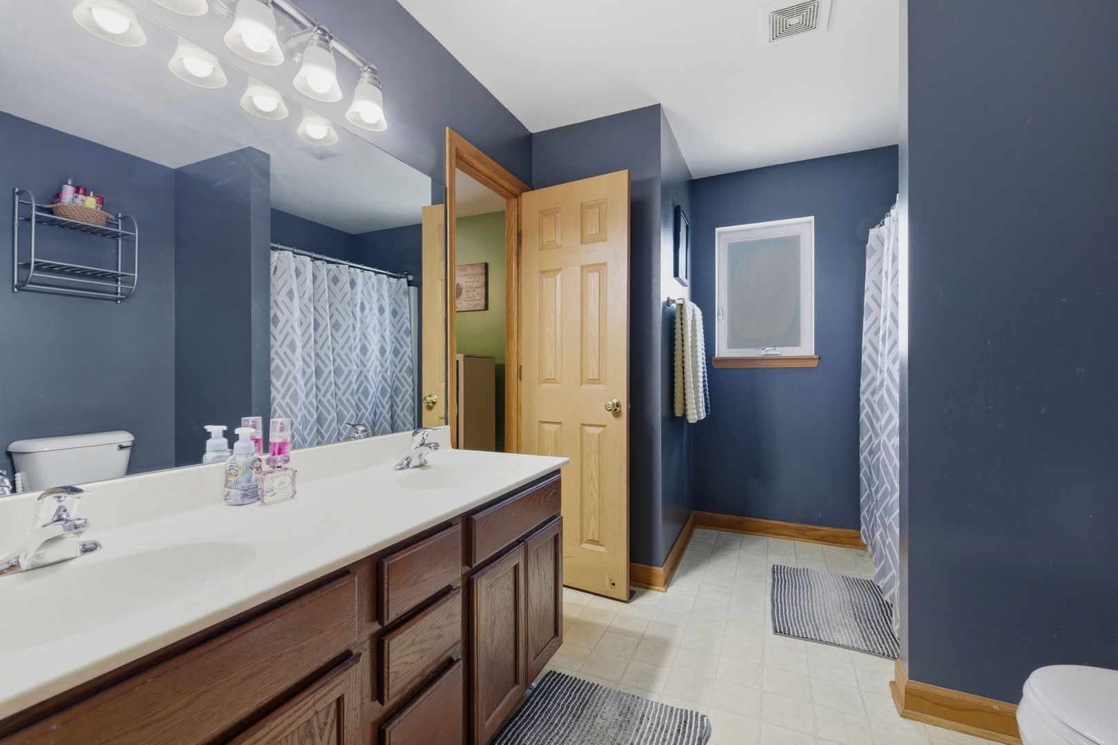 1104 Weinberger Circle, Joliet, IL 60431