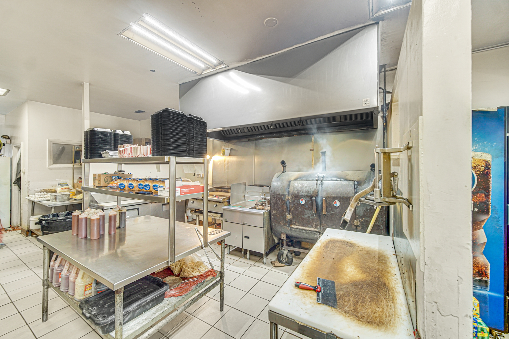 5600 W Division Street, Chicago, IL 60651