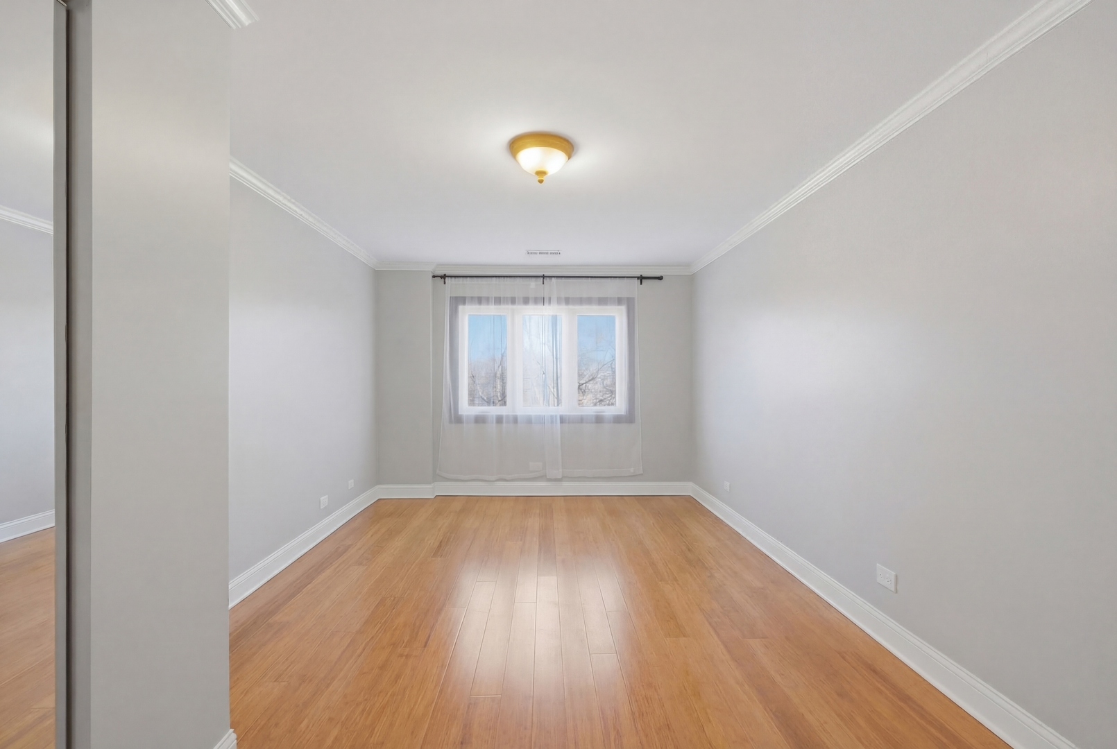 9332 Landings Lane #404, Des Plaines, IL 60016