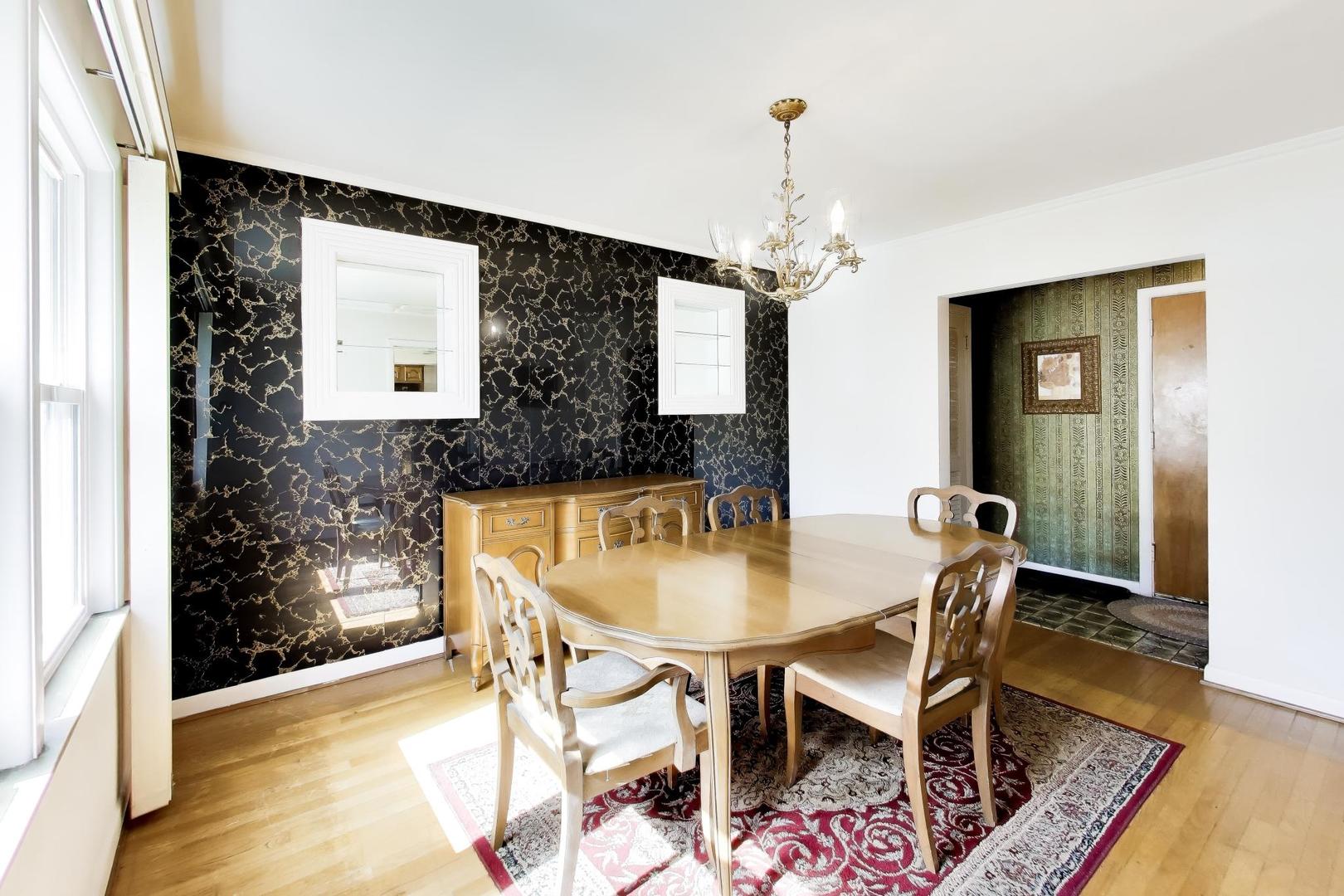 5237 Conrad Street, Skokie, IL 60077