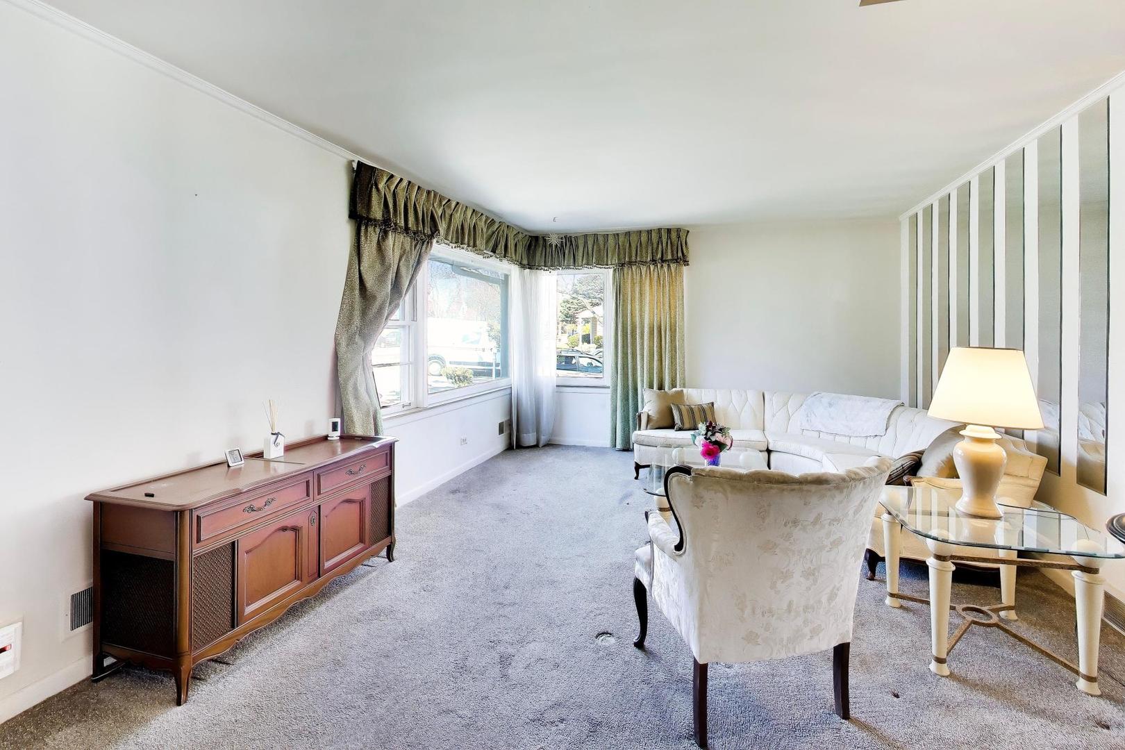 5237 Conrad Street, Skokie, IL 60077