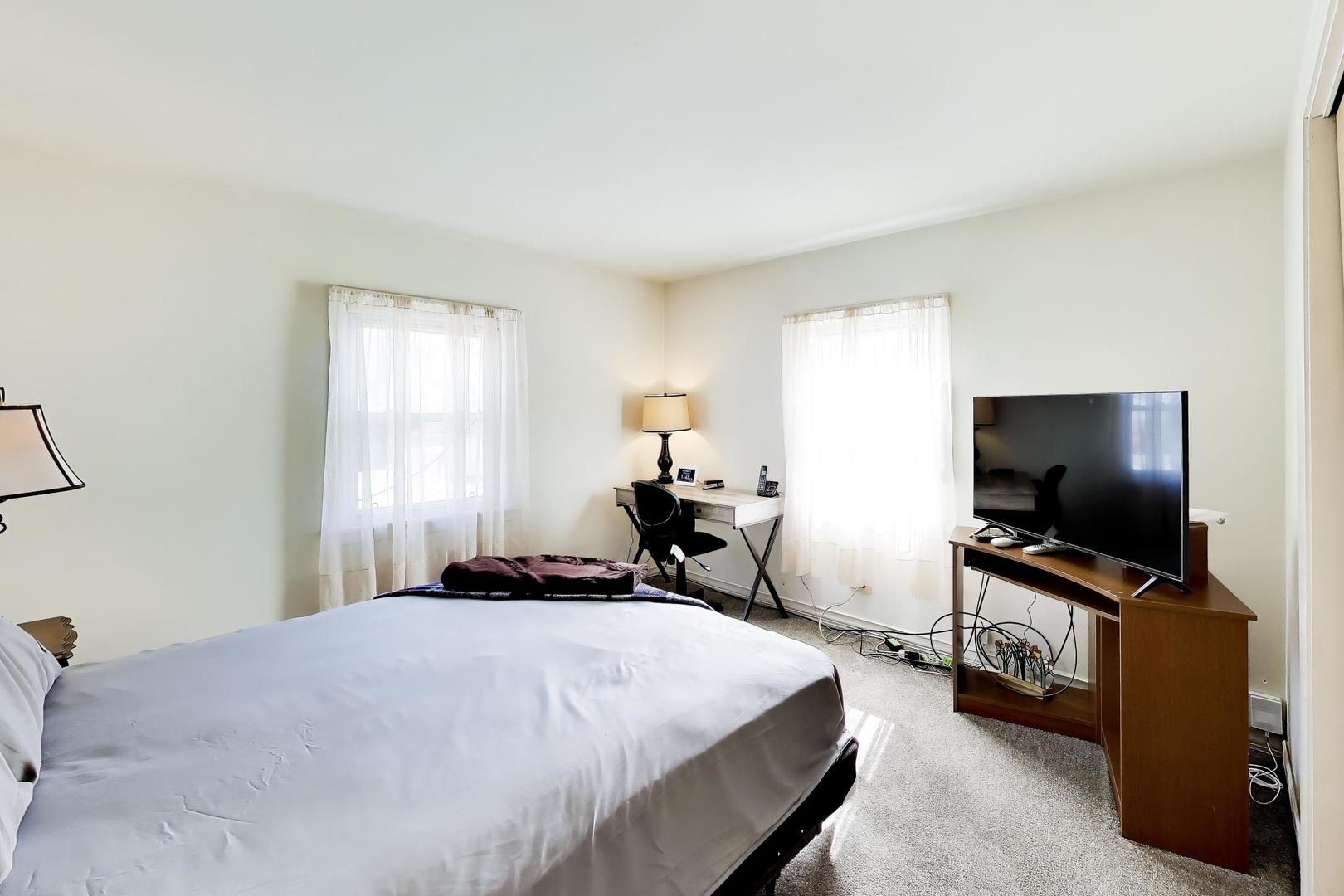 5237 Conrad Street, Skokie, IL 60077