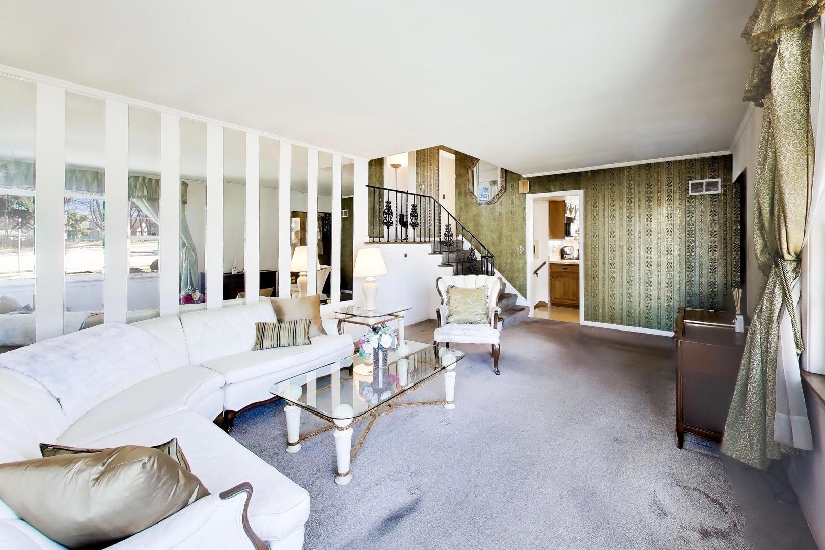 5237 Conrad Street, Skokie, IL 60077