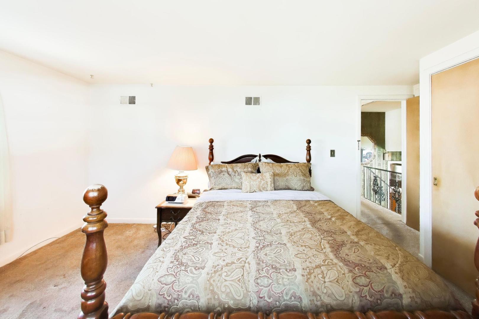 5237 Conrad Street, Skokie, IL 60077