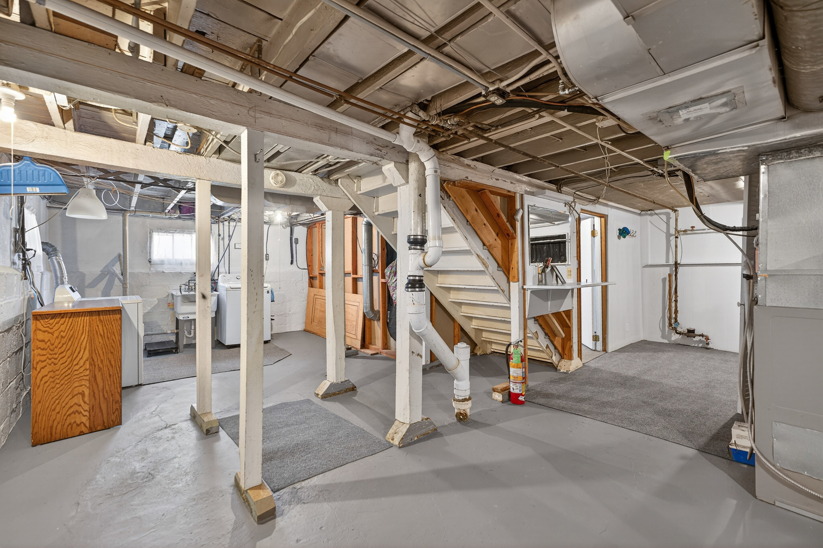 323 Hawthorne Boulevard, Glen Ellyn, IL 60137