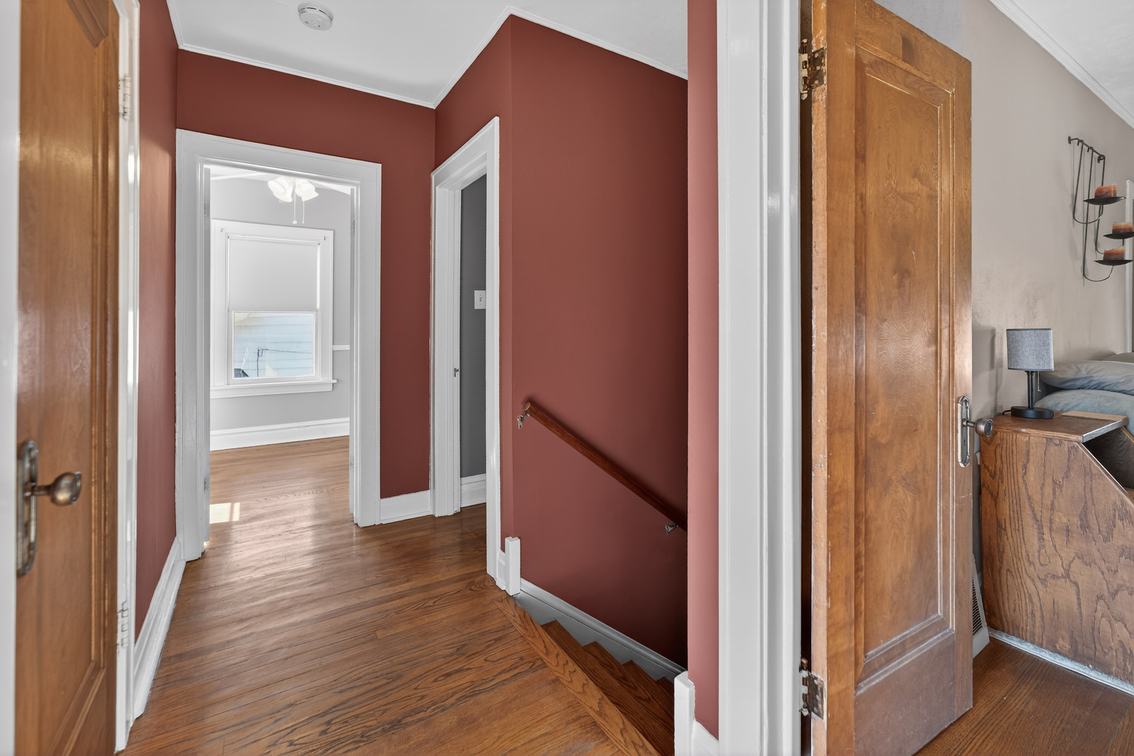 323 Hawthorne Boulevard, Glen Ellyn, IL 60137