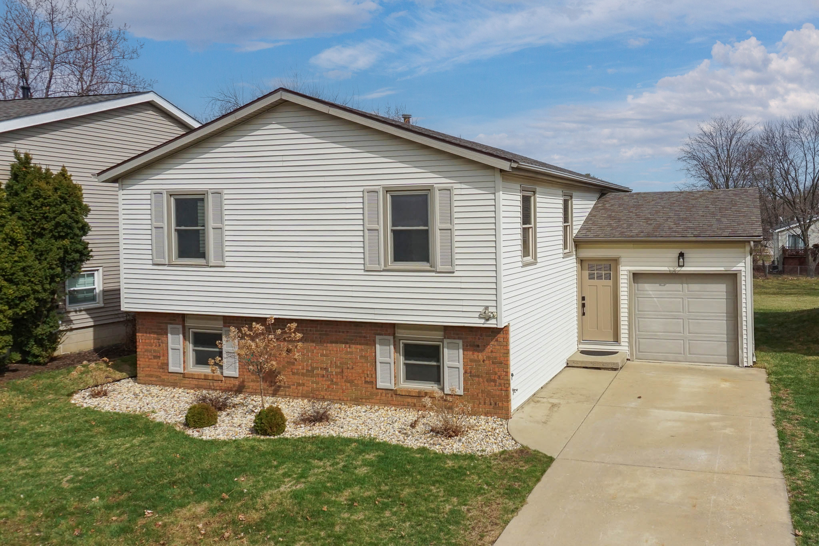 4 Carraway Court, Bloomington, IL 61704