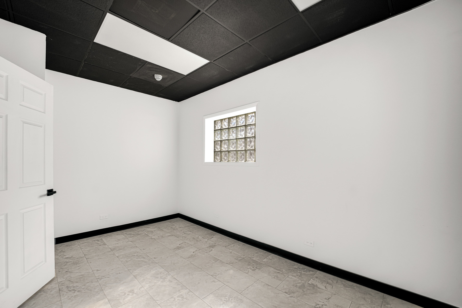 10333 Oxford Avenue, Chicago Ridge, IL 60415