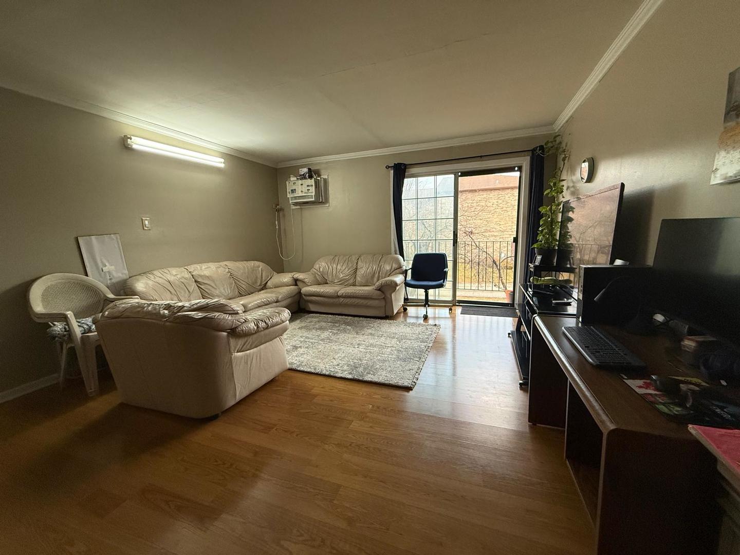 139 W Elk Trail #239, Carol Stream, IL 60188