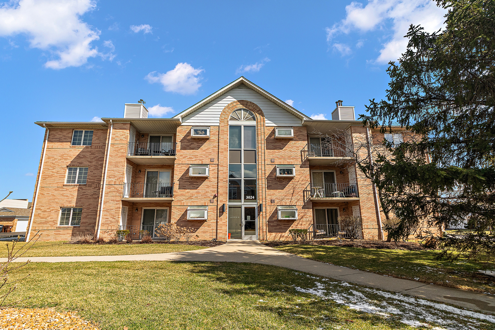 3024 Matthew Lane #C-2, Homewood, IL 60430