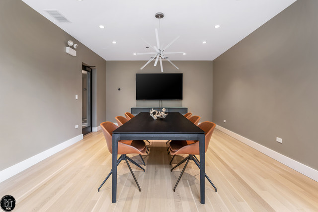 2643 N HERMITAGE Avenue #202, Chicago, IL 60614