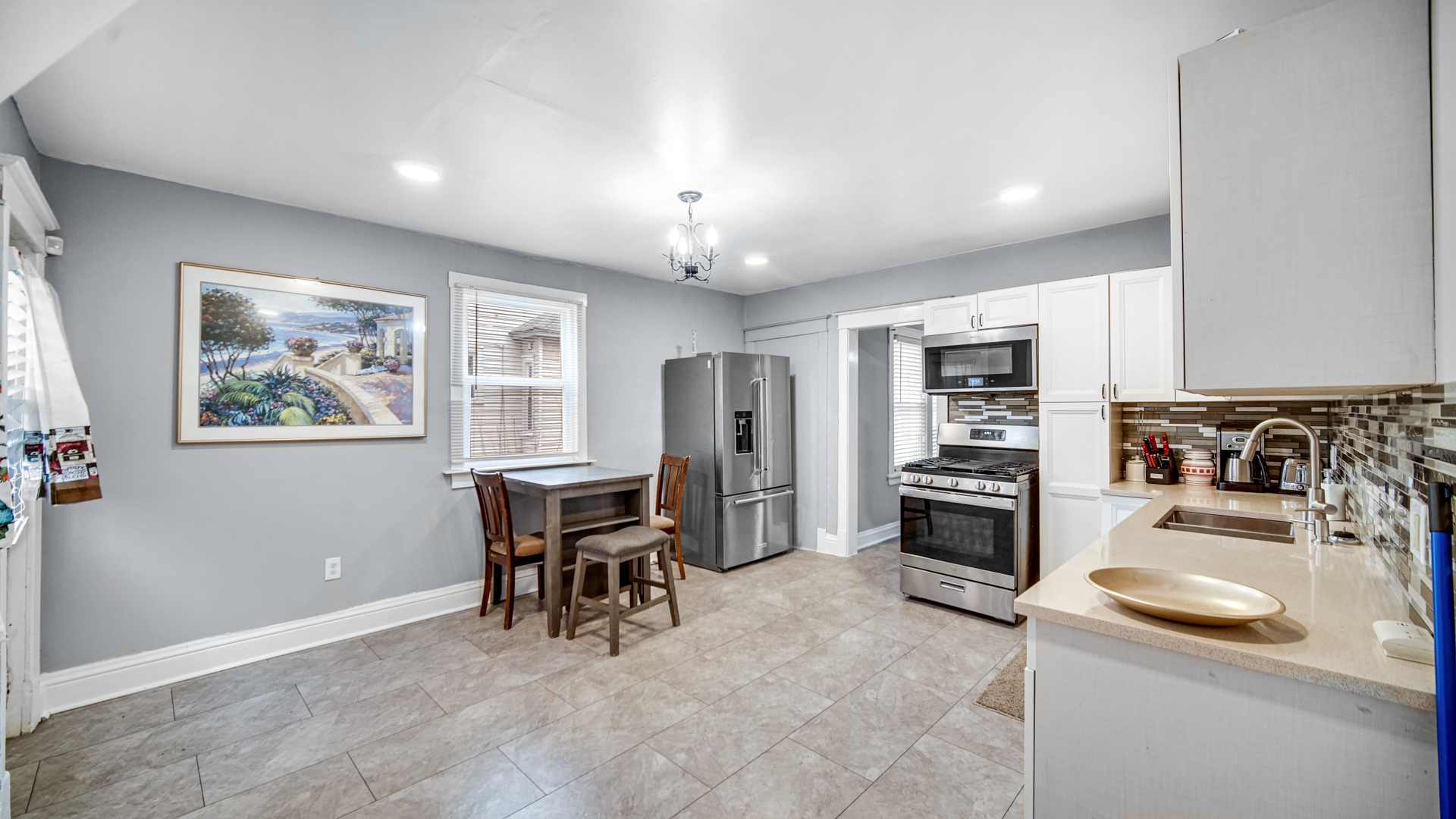 10857 S Hermosa Avenue, Chicago, IL 60643