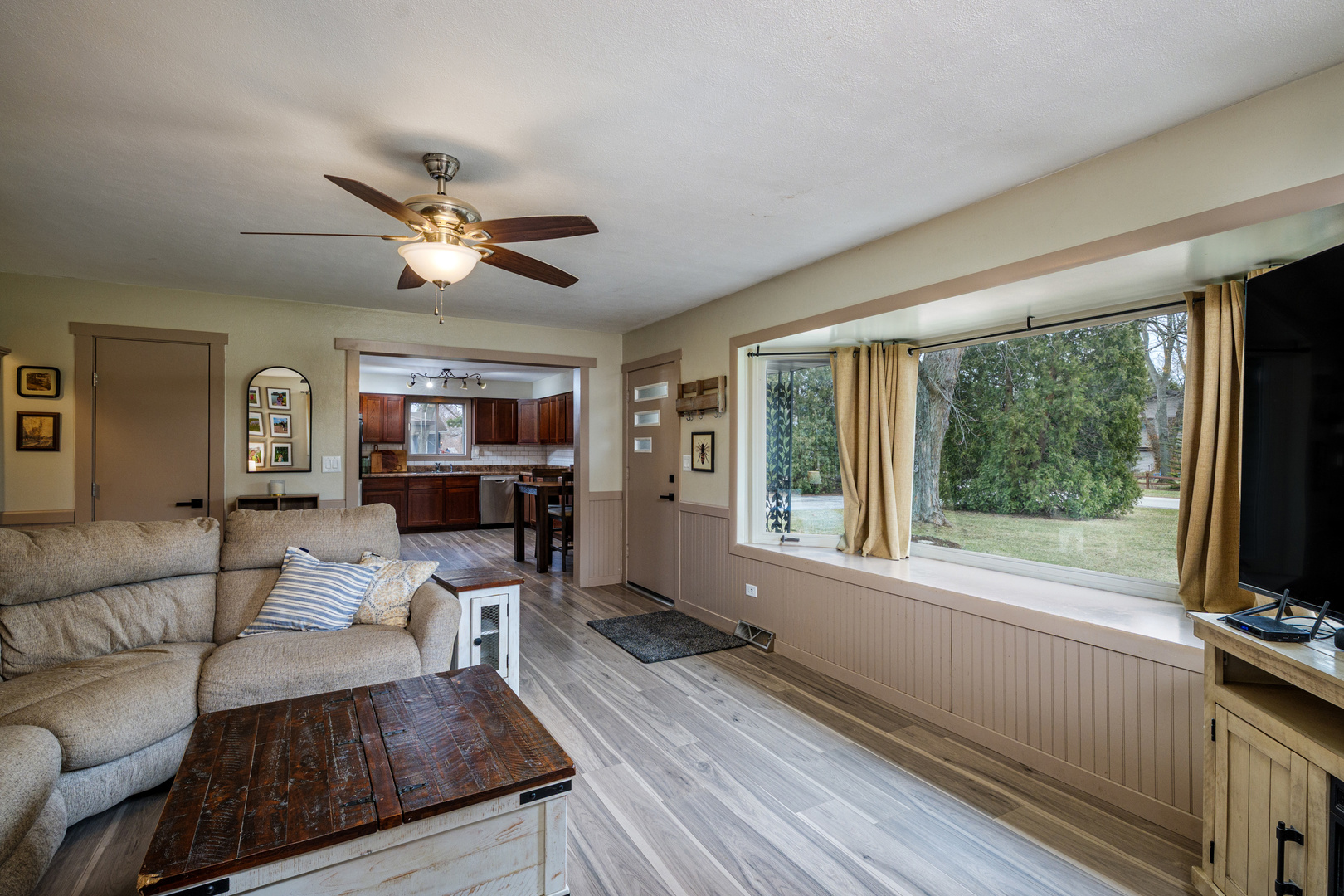 38410 N Tewes Court, Beach Park, IL 60087