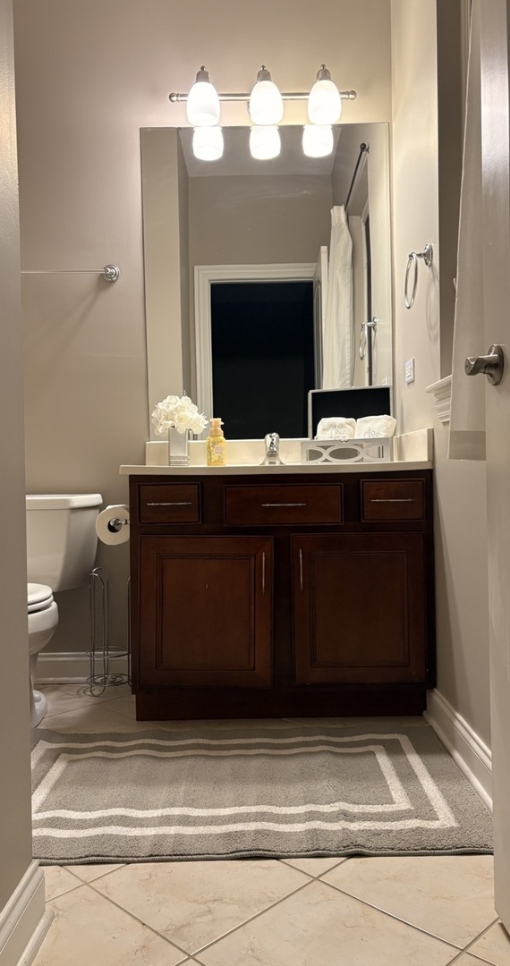 5924 N Milwaukee Avenue #3, Chicago, IL 60646