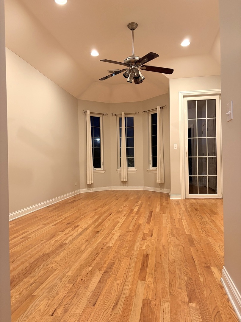 5924 N Milwaukee Avenue #3, Chicago, IL 60646