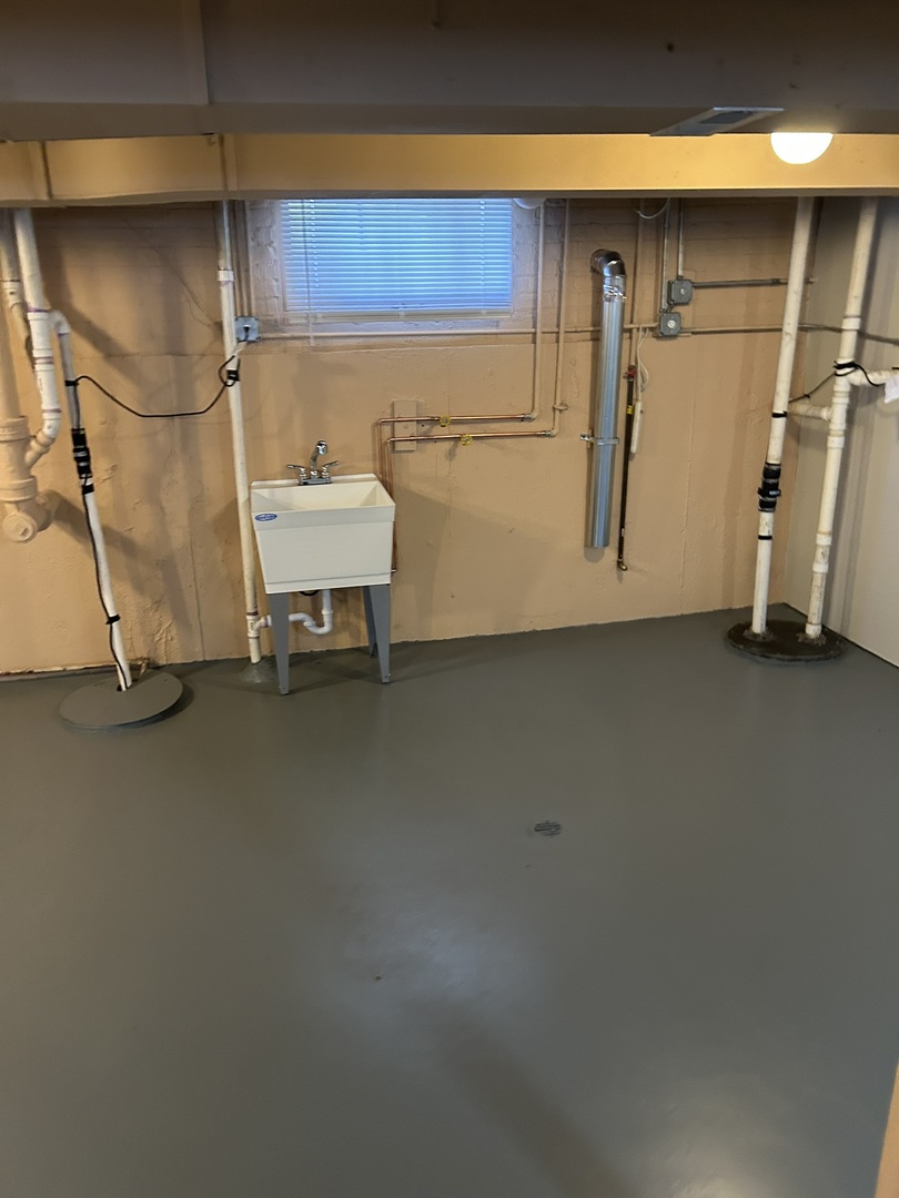 12326 S Racine Avenue, Calumet Park, IL 60827