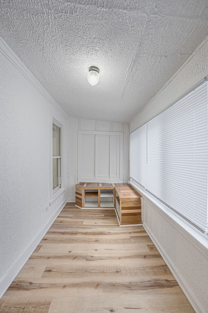 264 N Jackson Street #2, Elgin, IL 60123