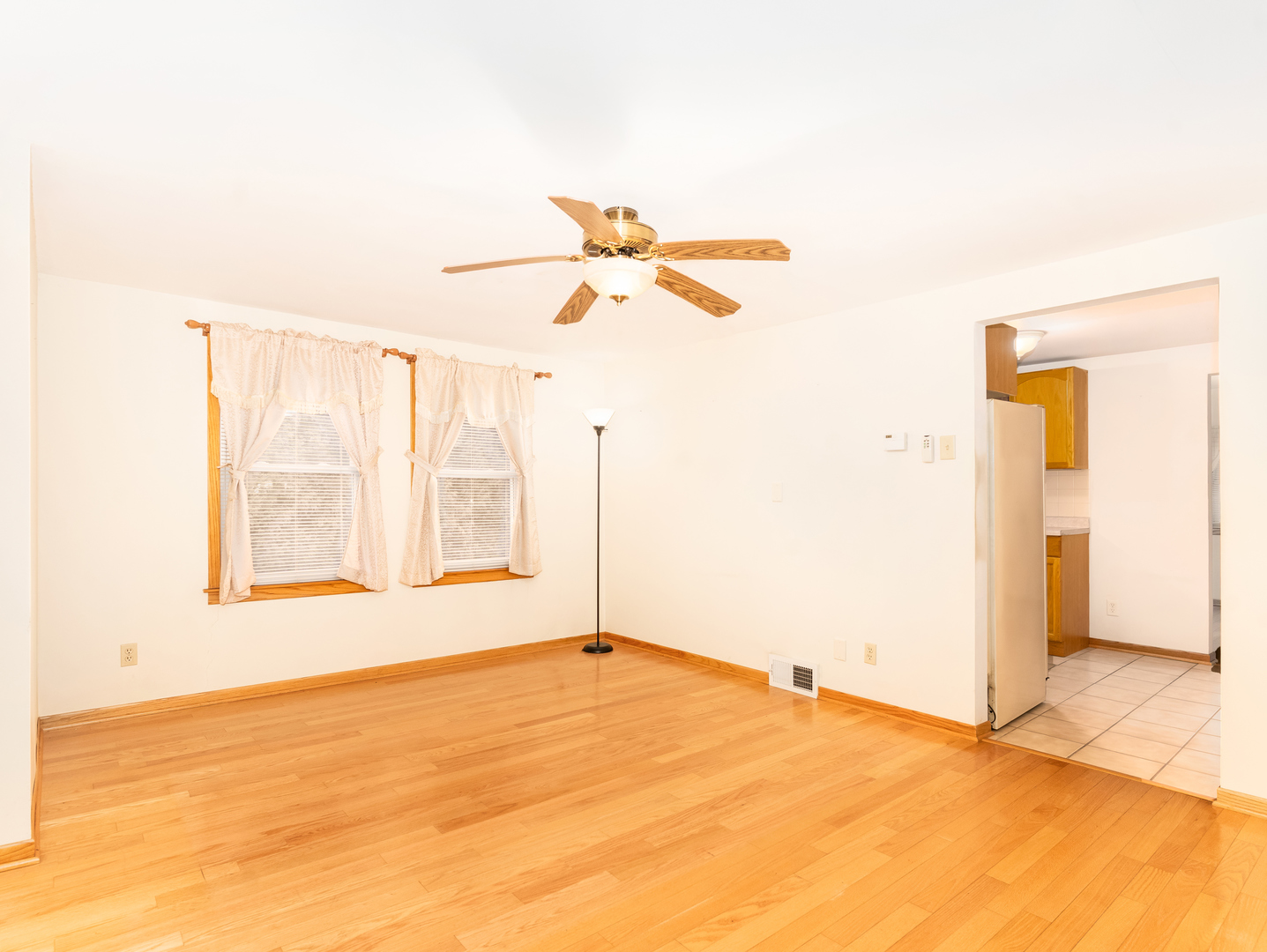 102 Park Street, Willow Springs, IL 60480