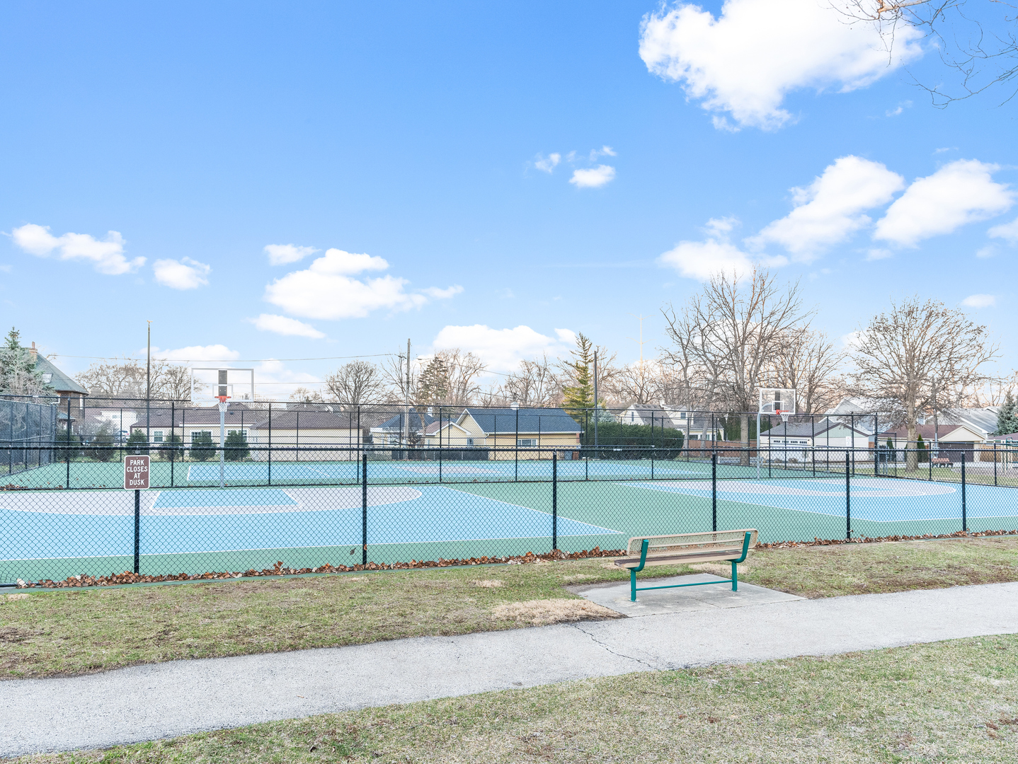 102 Park Street, Willow Springs, IL 60480