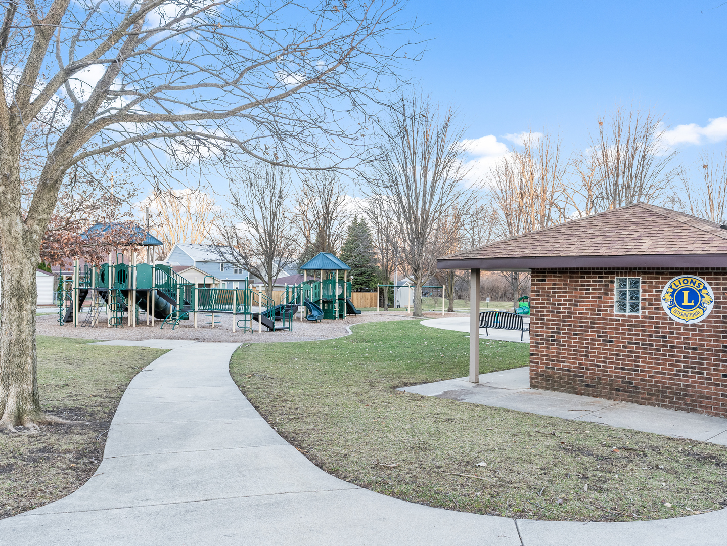 102 Park Street, Willow Springs, IL 60480