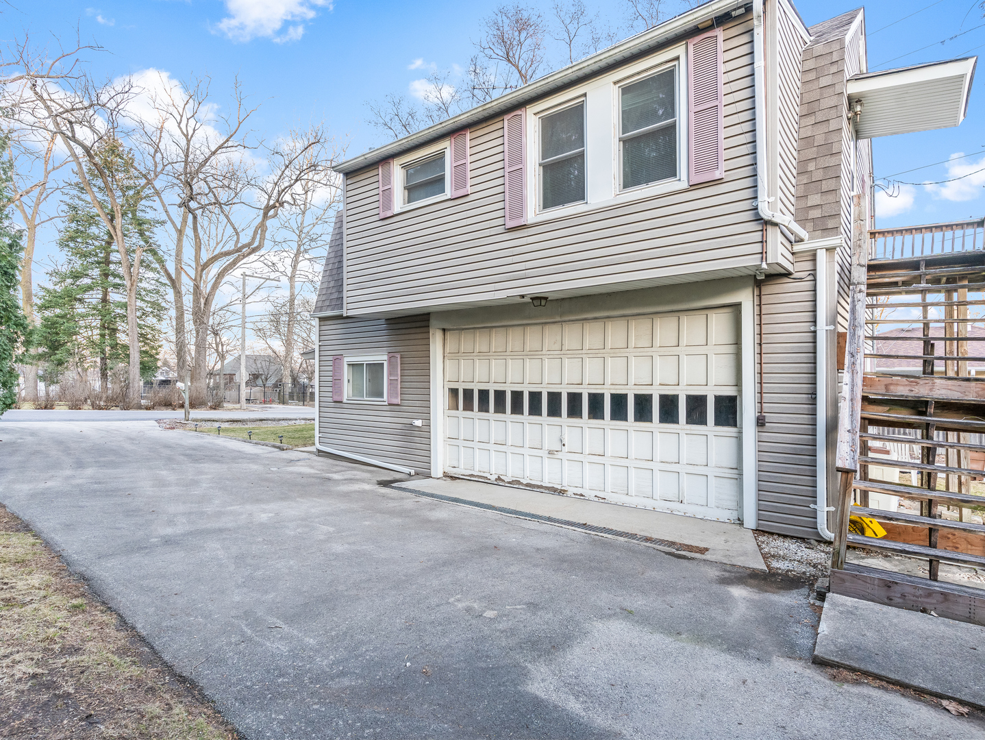 102 Park Street, Willow Springs, IL 60480