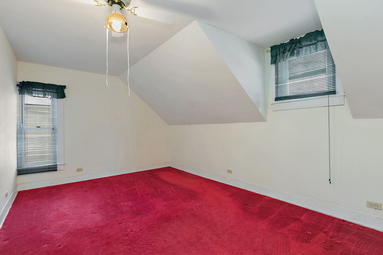 11824 Prairie Avenue, Hebron, IL 60034