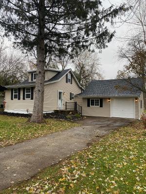 3016 Grove Lane, Cary, IL 60013