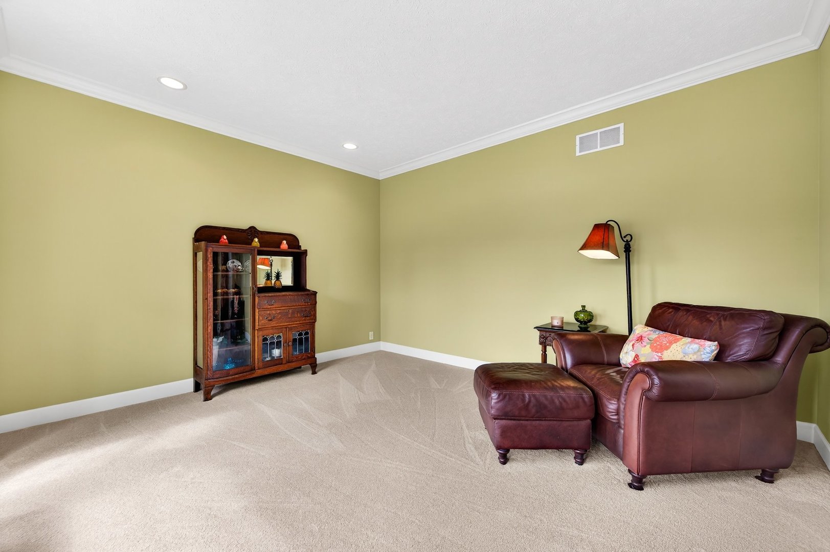 Bloomington, IL 61704