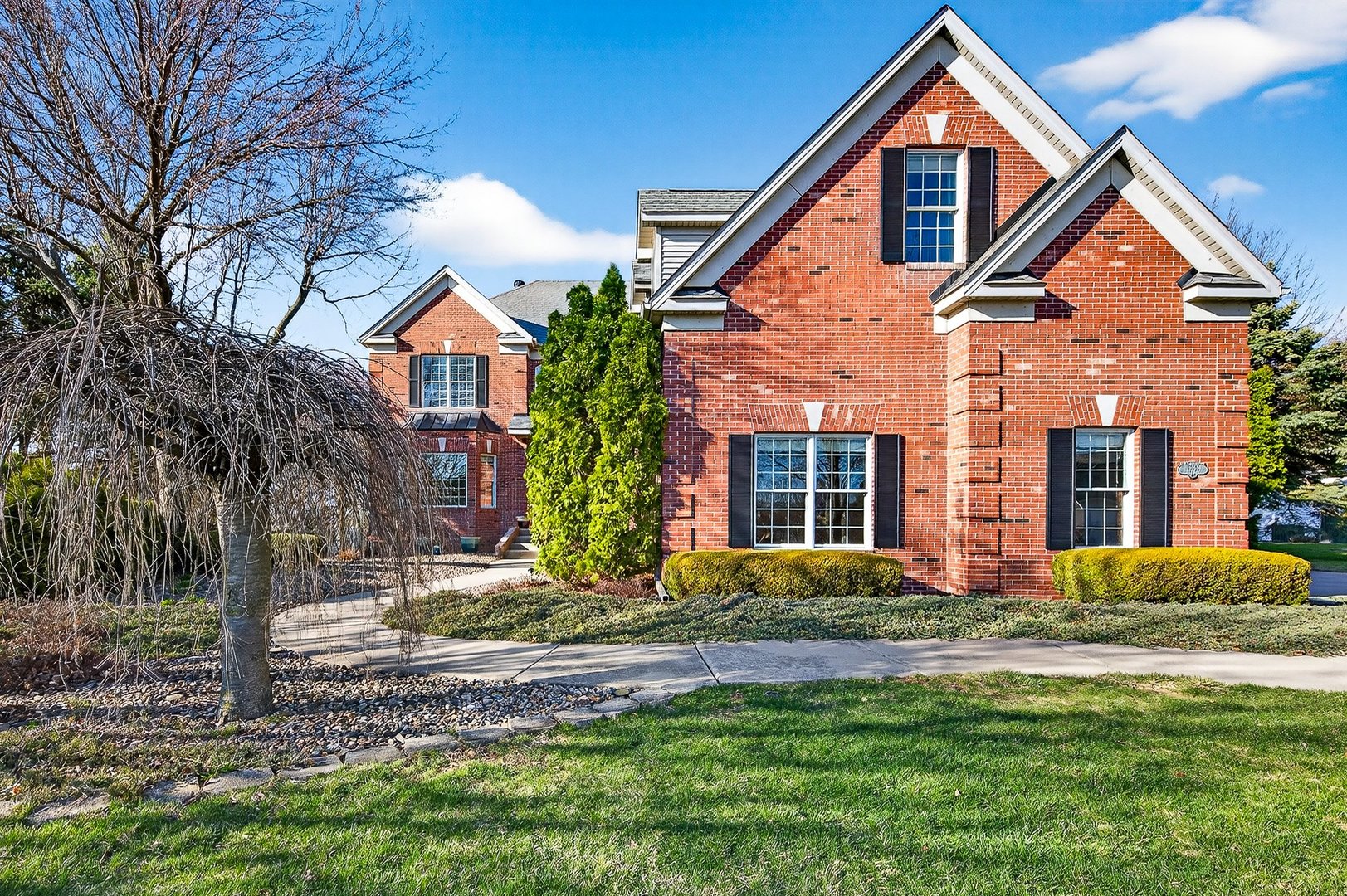 Bloomington, IL 61704