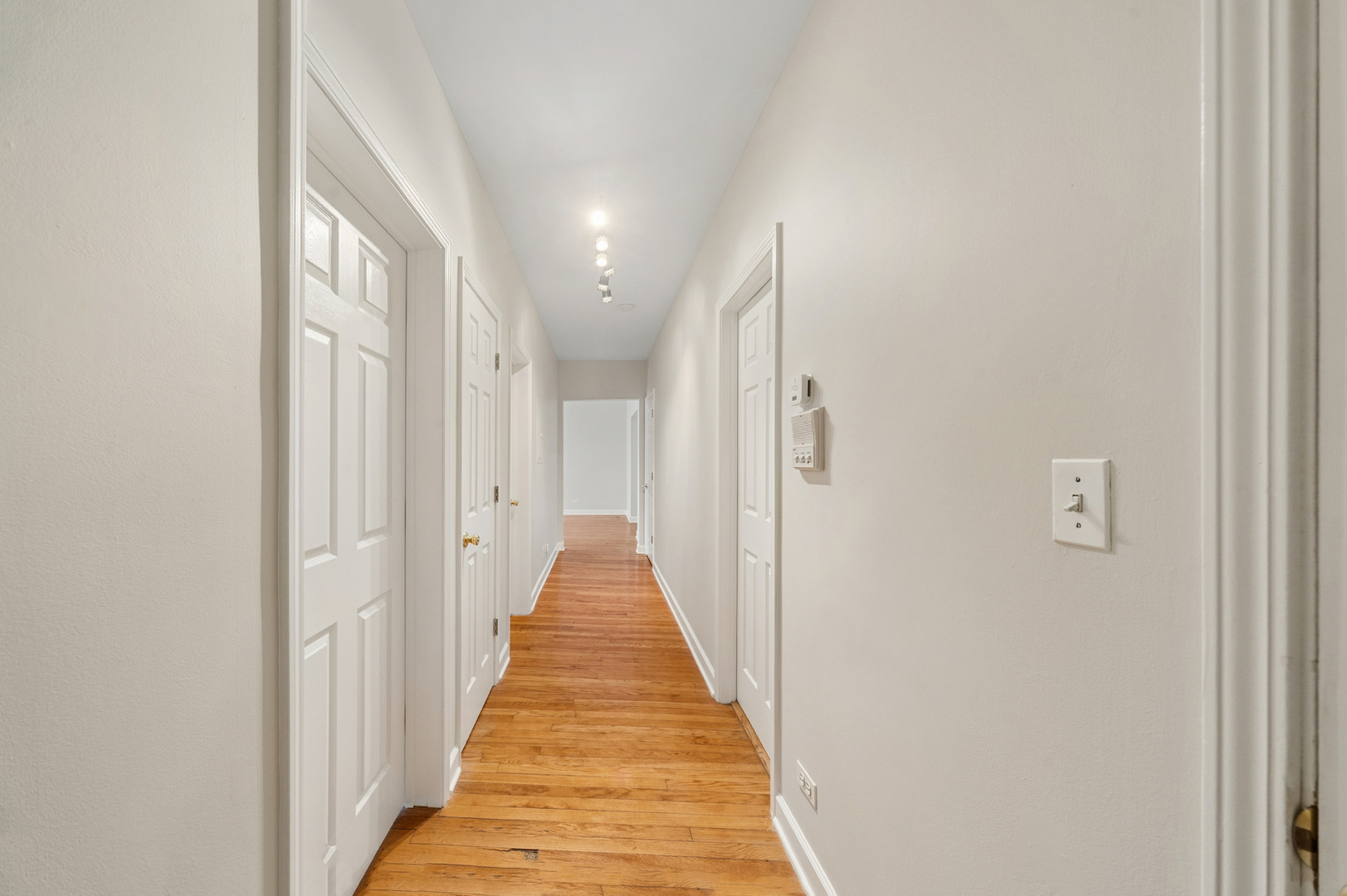 2002 W Estes Avenue #1, Chicago, IL 60645