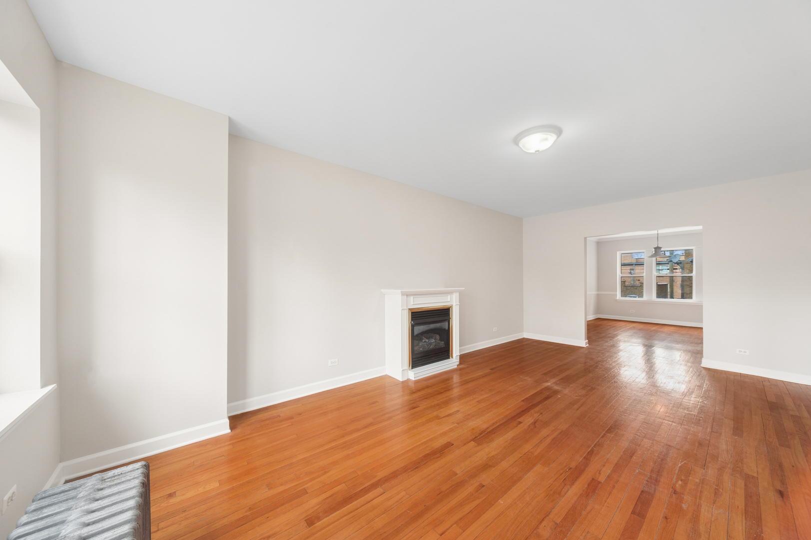 2002 W Estes Avenue #1, Chicago, IL 60645