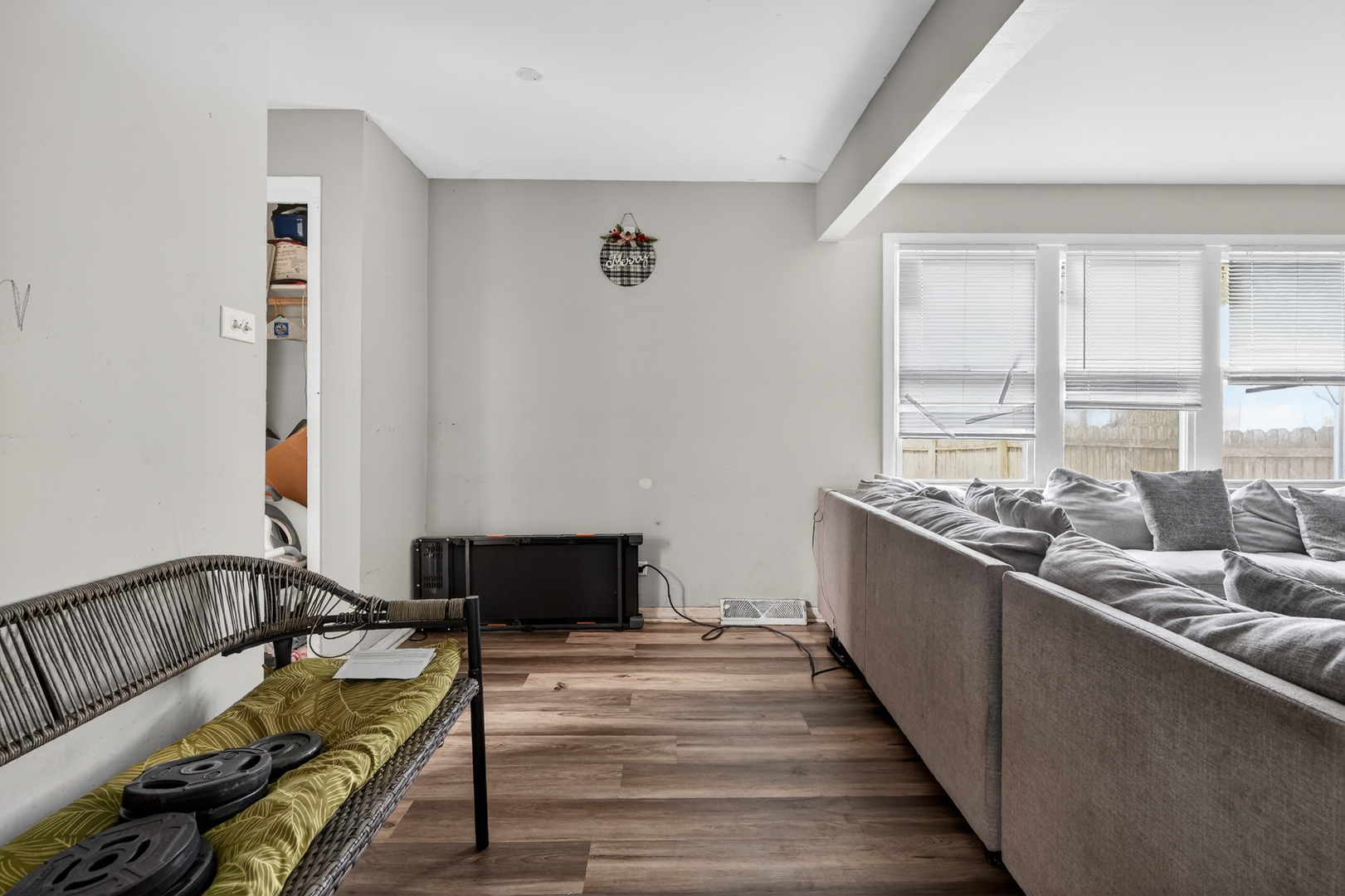 15036 BLACKSTONE Avenue, Dolton, IL 60419