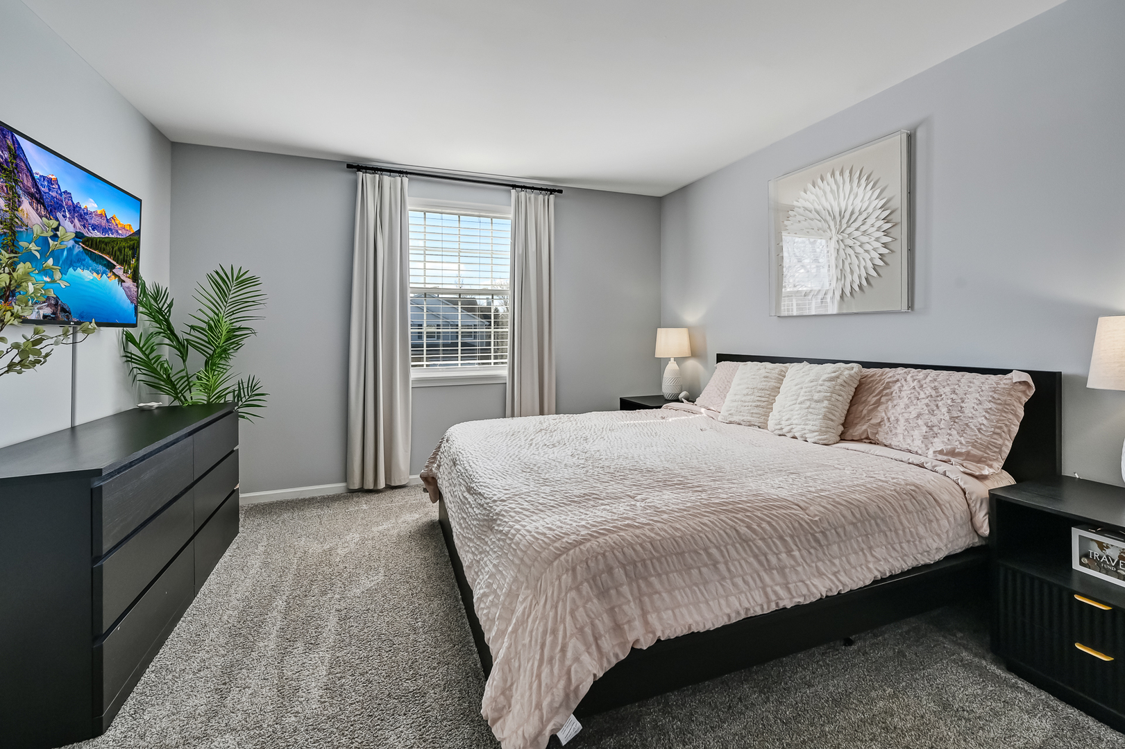 262 Waverly Court, Willowbrook, IL 60527