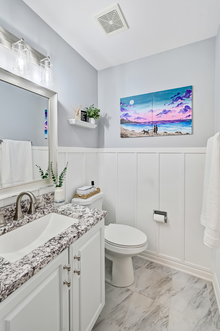 262 Waverly Court, Willowbrook, IL 60527