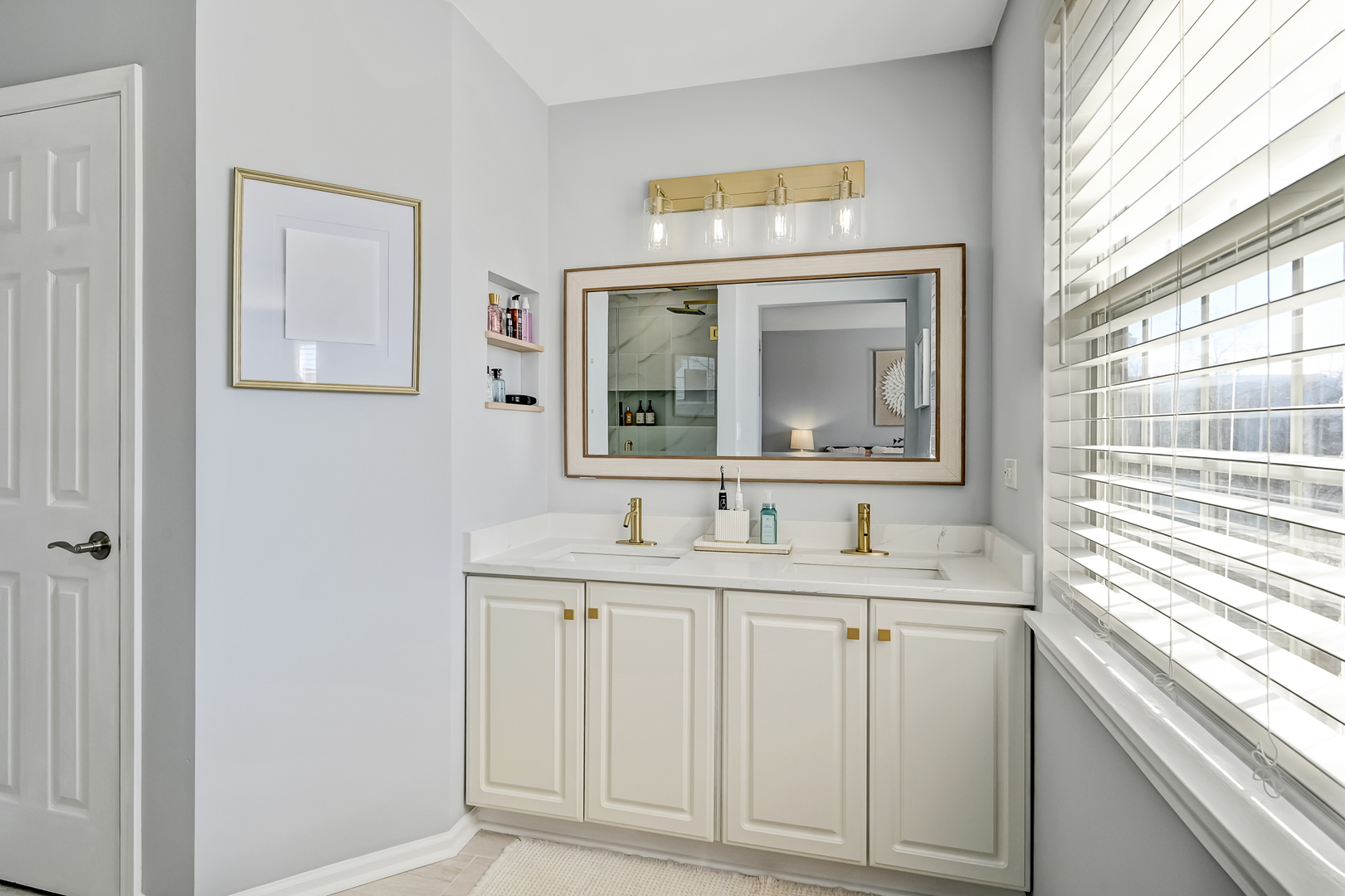 262 Waverly Court, Willowbrook, IL 60527