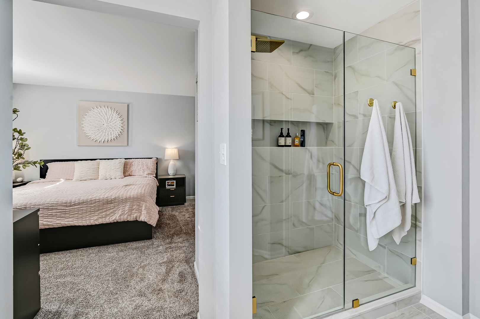 262 Waverly Court, Willowbrook, IL 60527