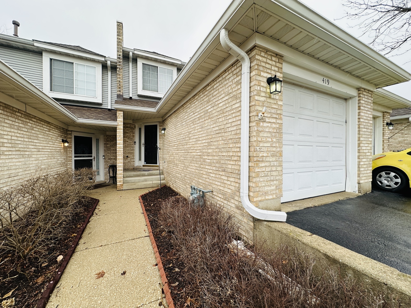 419 Lakeview Circle, Bolingbrook, IL 60440