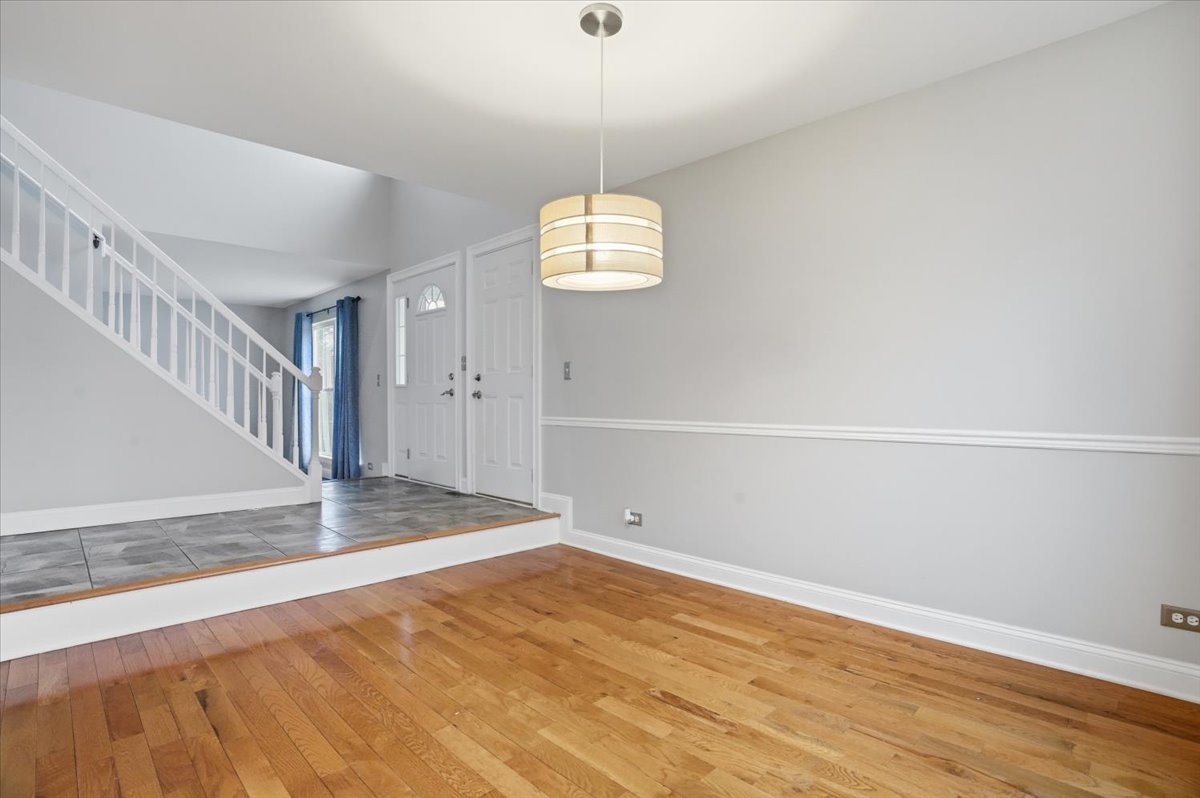 2289 N Aster Court, Round Lake Beach, IL 60073