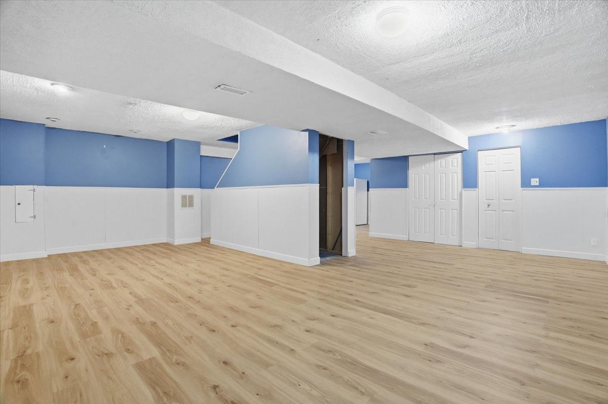 2289 N Aster Court, Round Lake Beach, IL 60073