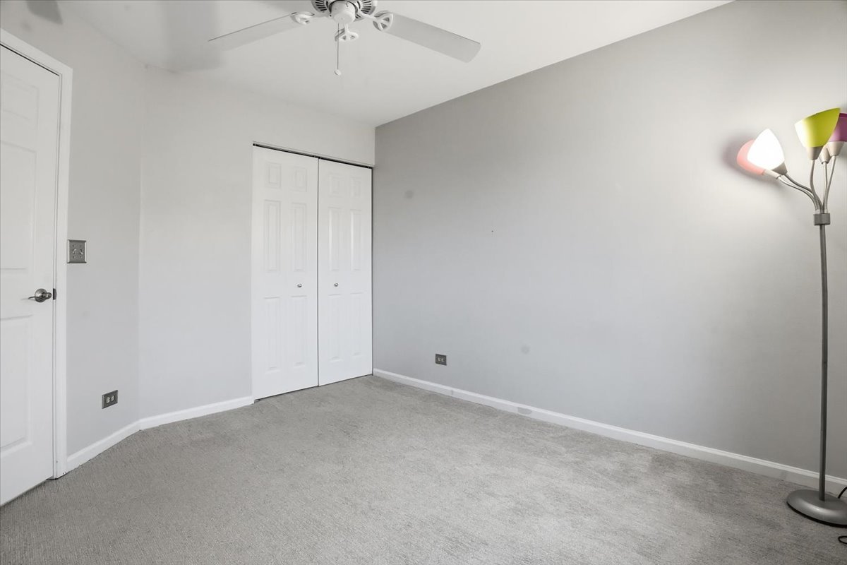 2289 N Aster Court, Round Lake Beach, IL 60073