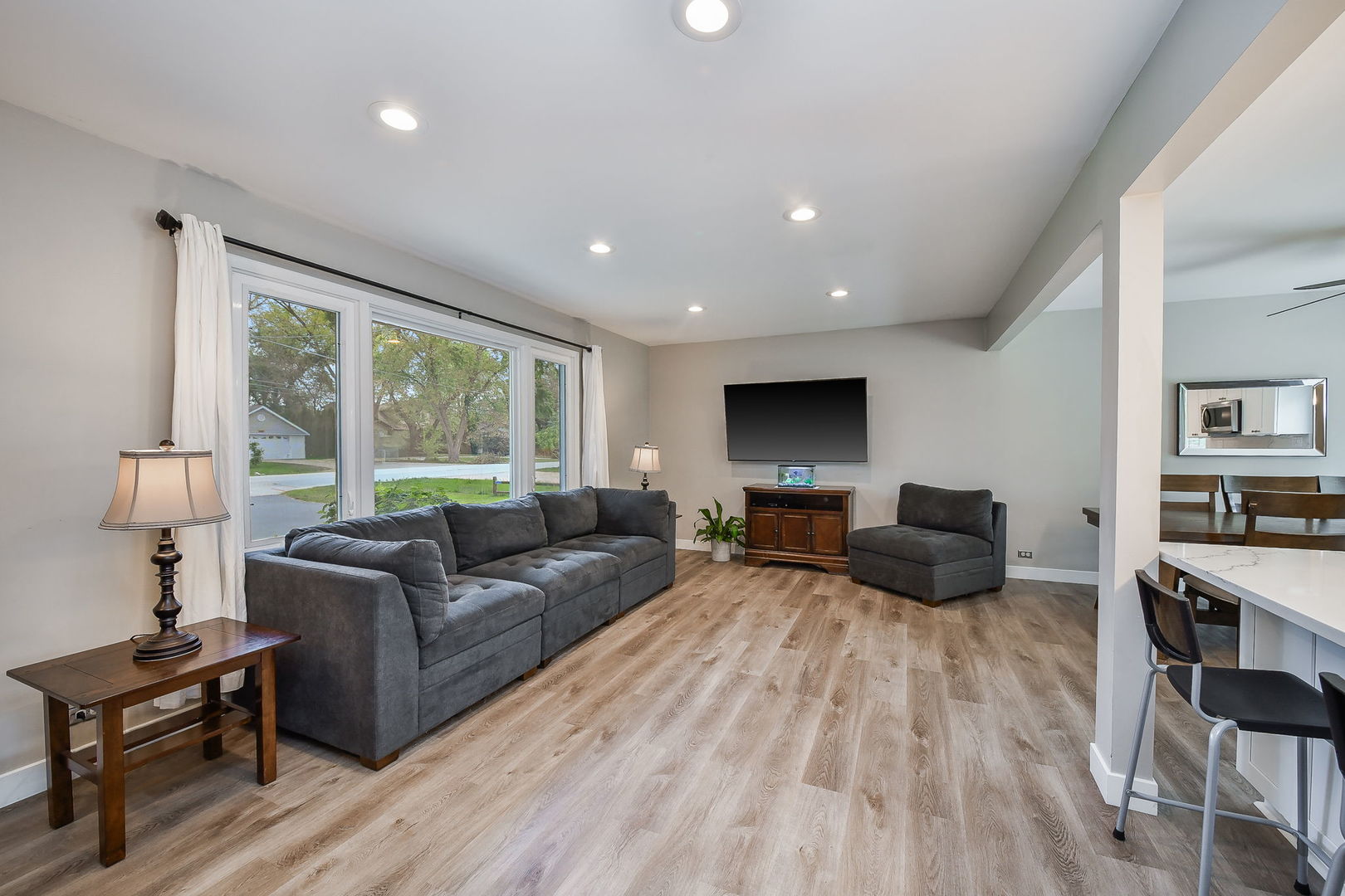 7604 Eleanor Place, Willowbrook, IL 60527