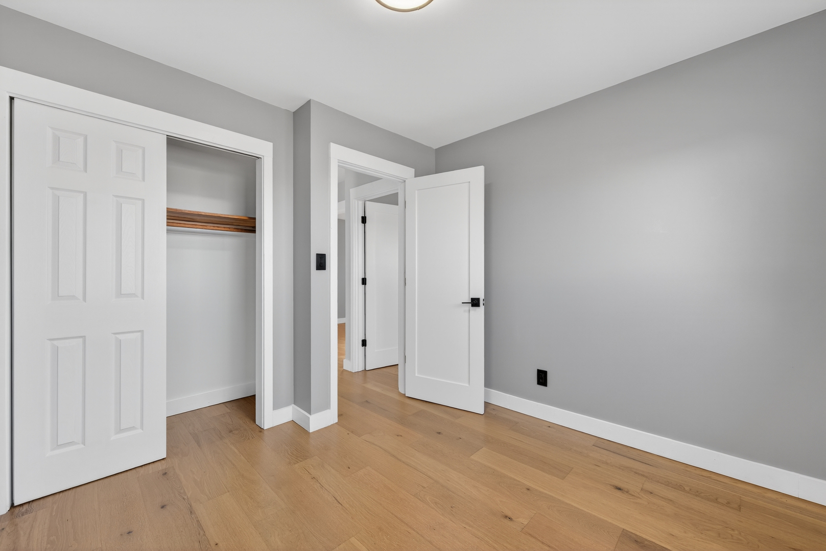 22347 S RIVER Road, Shorewood, IL 60404