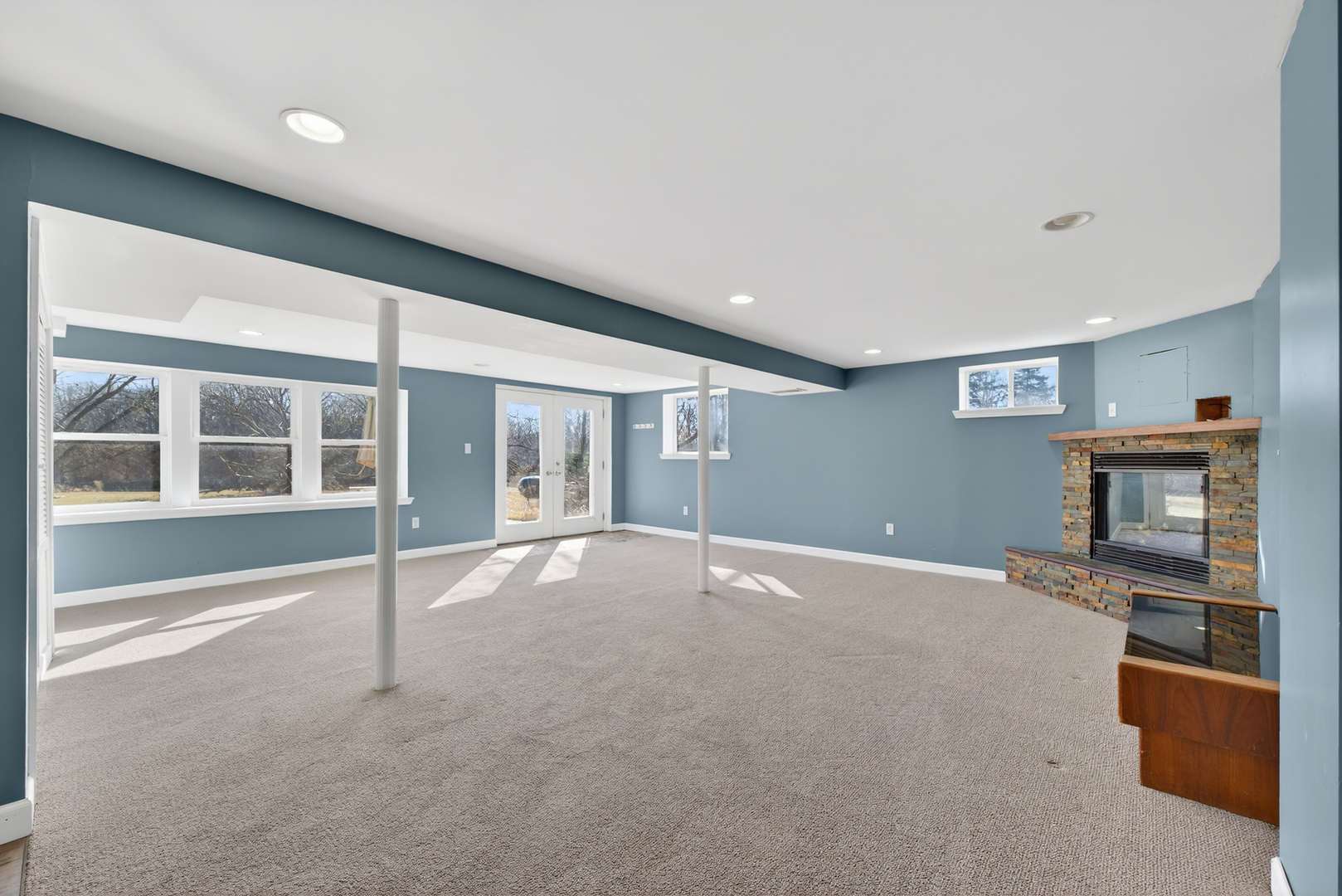 22347 S RIVER Road, Shorewood, IL 60404