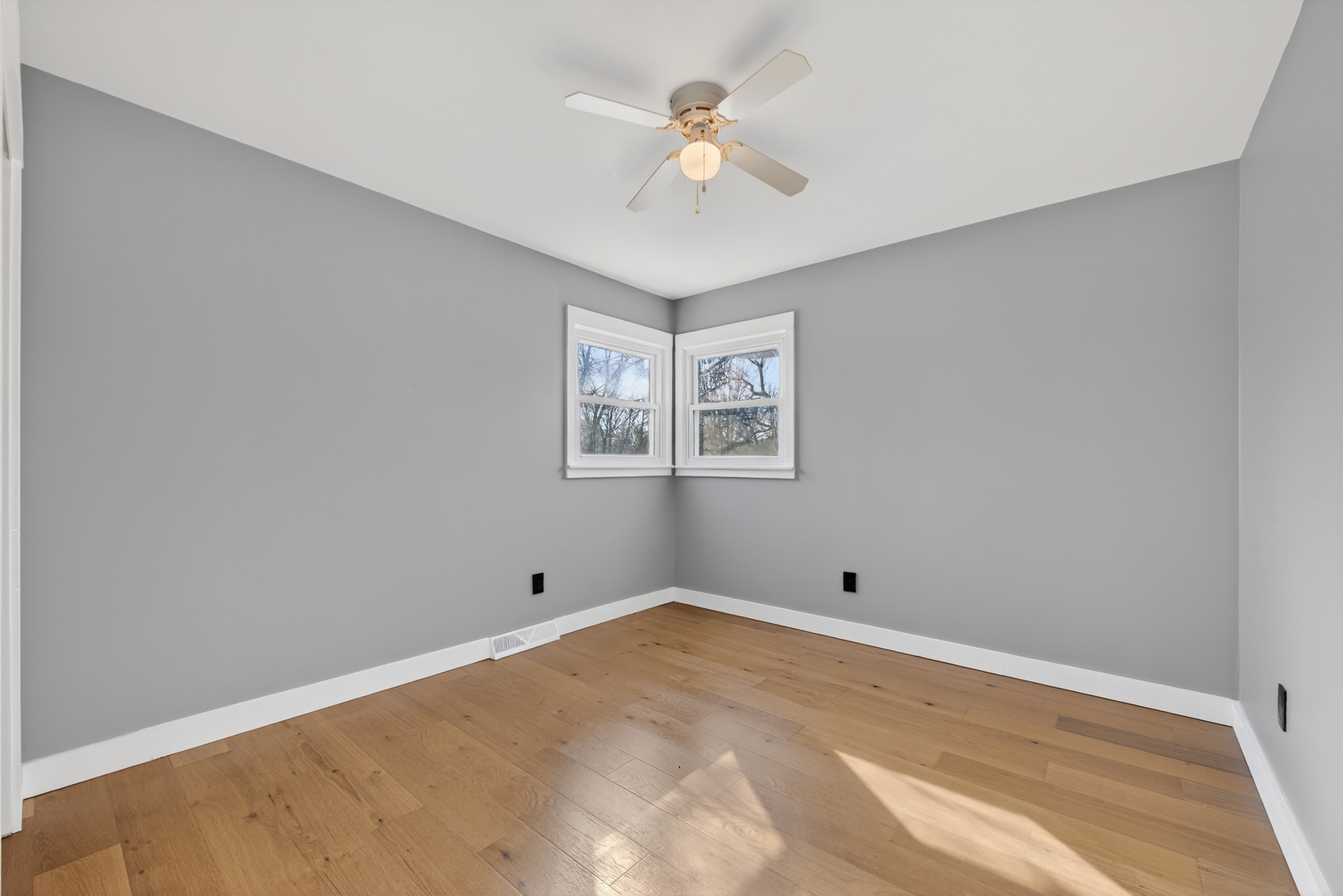 22347 S RIVER Road, Shorewood, IL 60404