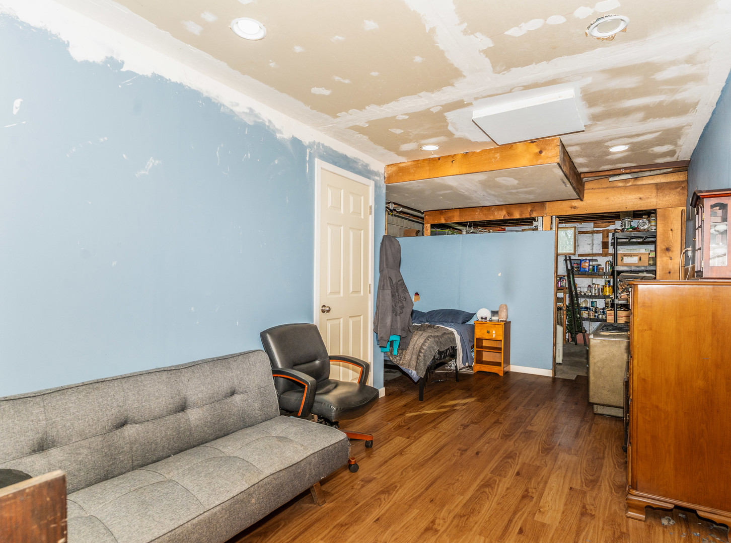 109 E Oak Knoll Drive, Hinckley, IL 60520