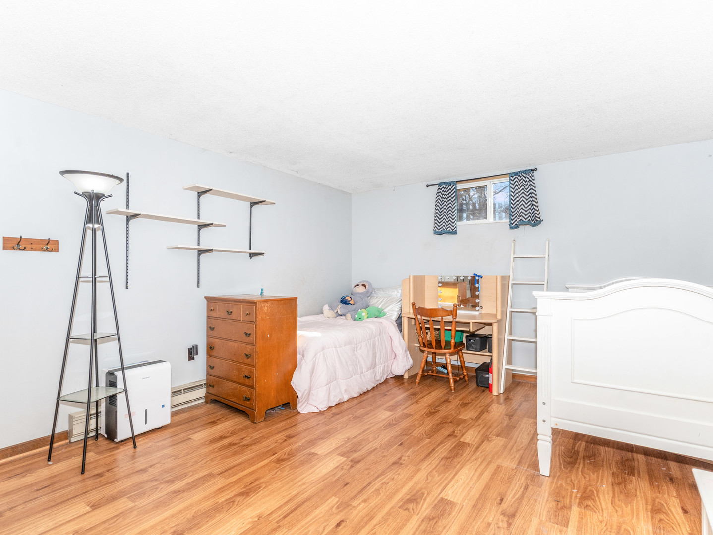 109 E Oak Knoll Drive, Hinckley, IL 60520